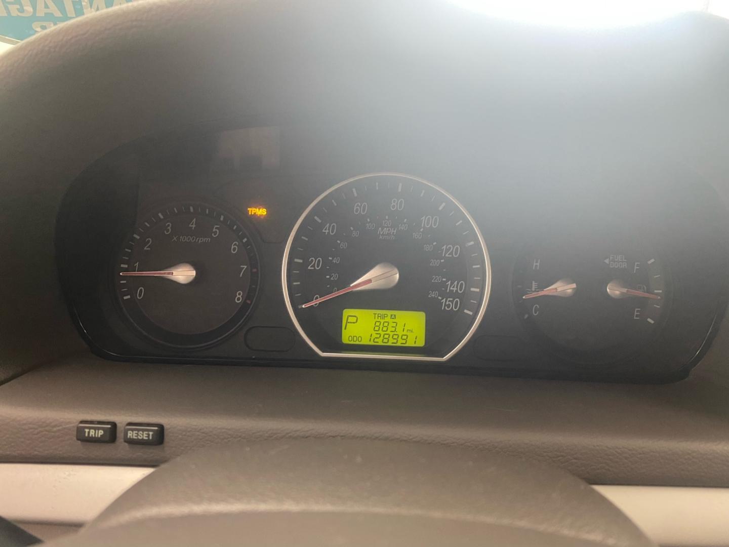 2007 RED /tan Hyundai Sonata (5NPET46C07H) , located at 533 S West End Blvd., Quakertown, PA, 18951, (877) 257-4995, 40.343994, -75.303604 - INCLUDED IN THE SALE PRICE OF EVERY VEHICLE: 48 Hour Money Back Guarantee 6 Month - 6,000 Mile Warranty Brand New PA State Inspection & Emission $10 Oil Changes for the Life of the Loan Complete CARFAX - Photo#7